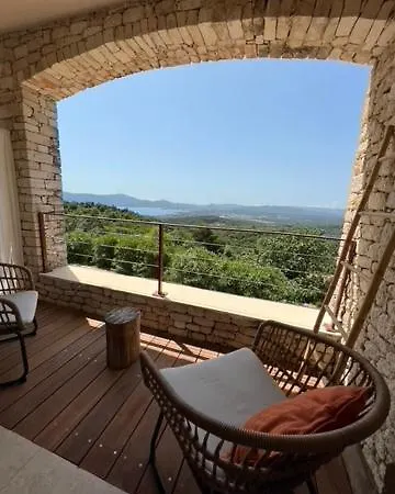 Pensjonat L'arbousiere Porto-Vecchio (Corsica)
